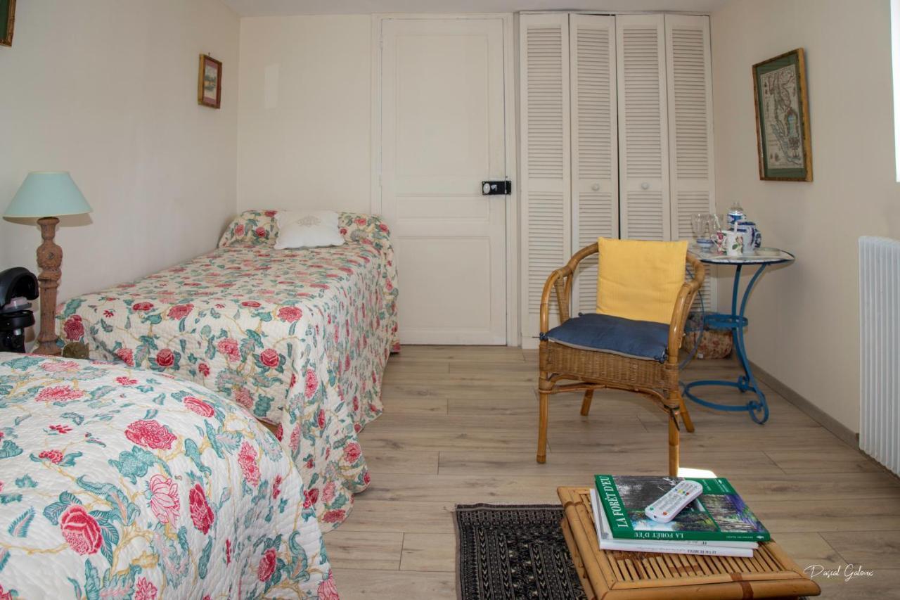 Villa Marguerite 65 Rue Legout Lesage 76260 Ponts Et Marais Exterior photo