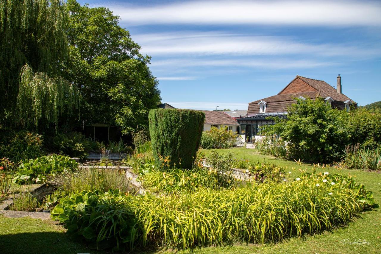 Villa Marguerite 65 Rue Legout Lesage 76260 Ponts Et Marais Exterior photo